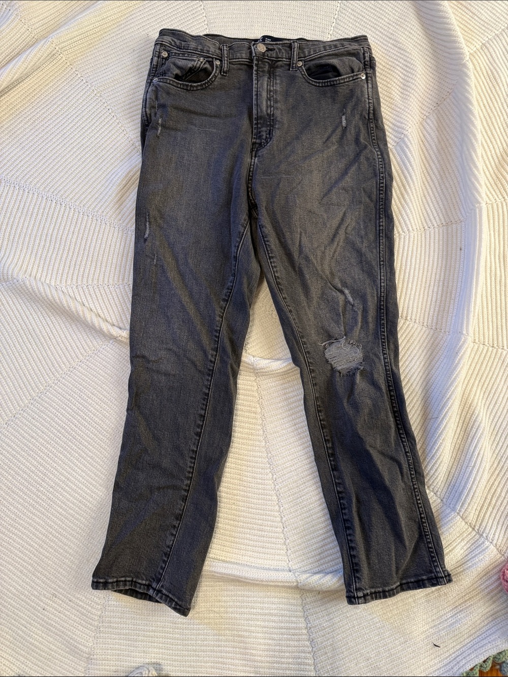 GAP Black Skinny Jeans with Knee Distress